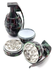 PICADOR GRANADA 3 PARTES