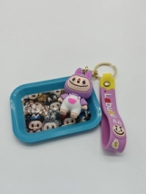 BANDEJA CON LLAVERO LABUBU