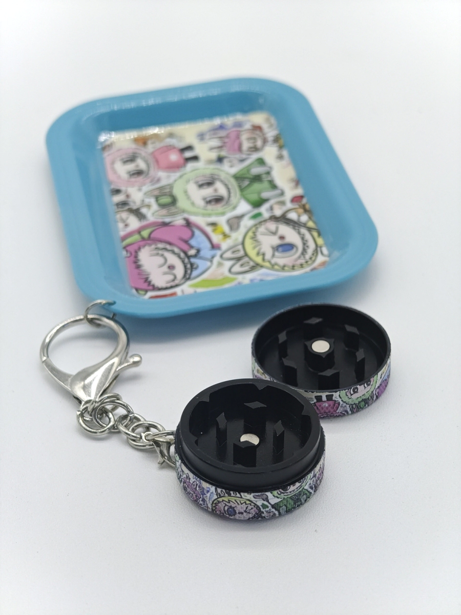 BANDEJA CON PICADOR METALICO LABUBU